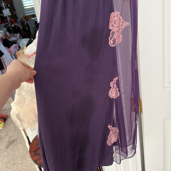 Long silk purple and mauve negligee - Half see-through on sides … - Picture 13 of 17